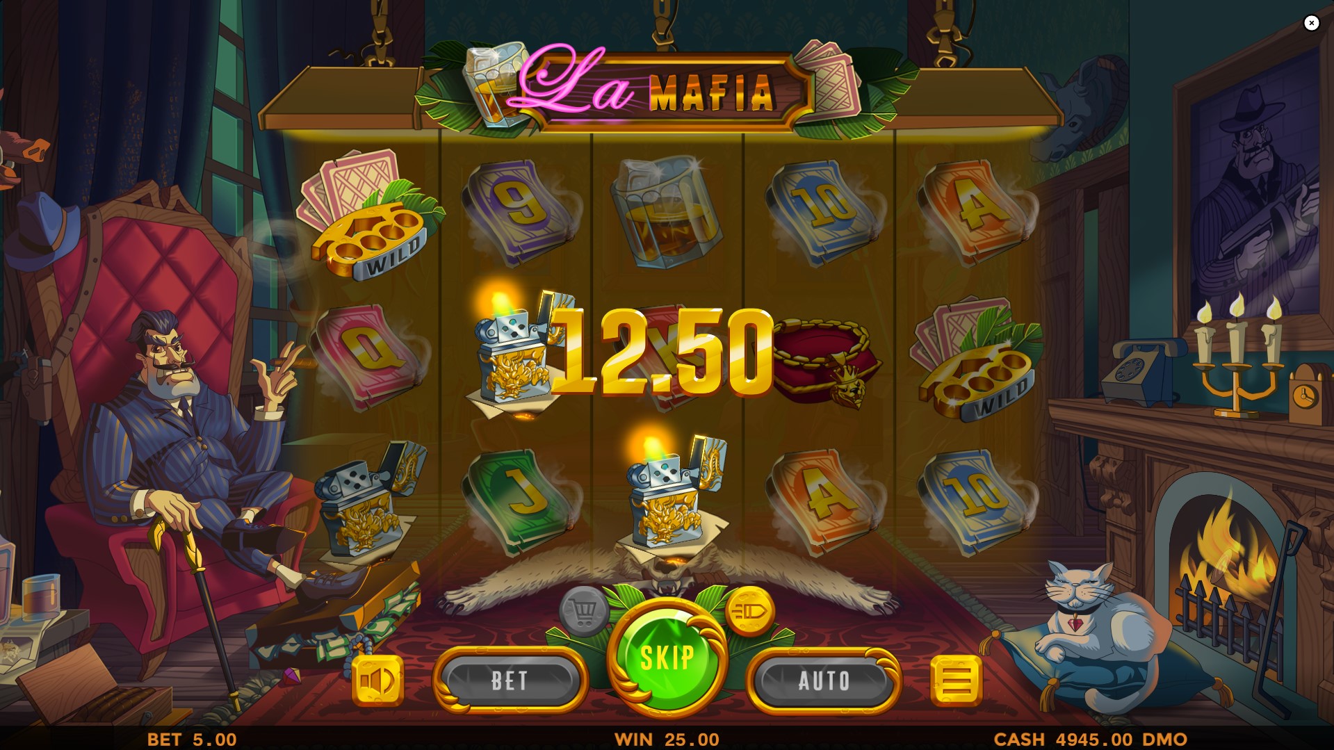 La Mafia slot by Pixmove Games - base game win