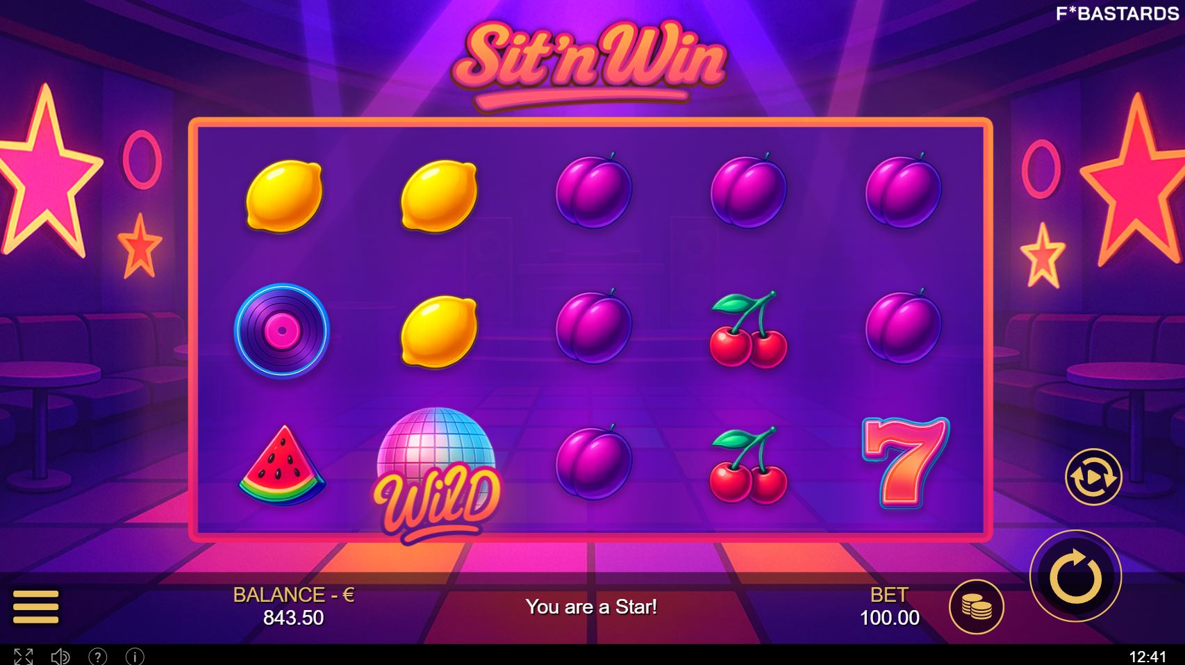 The base game grid of the Sit'n Win slot, displaying the 5x3 reel layout and neon fruit symbols in a disco setting.