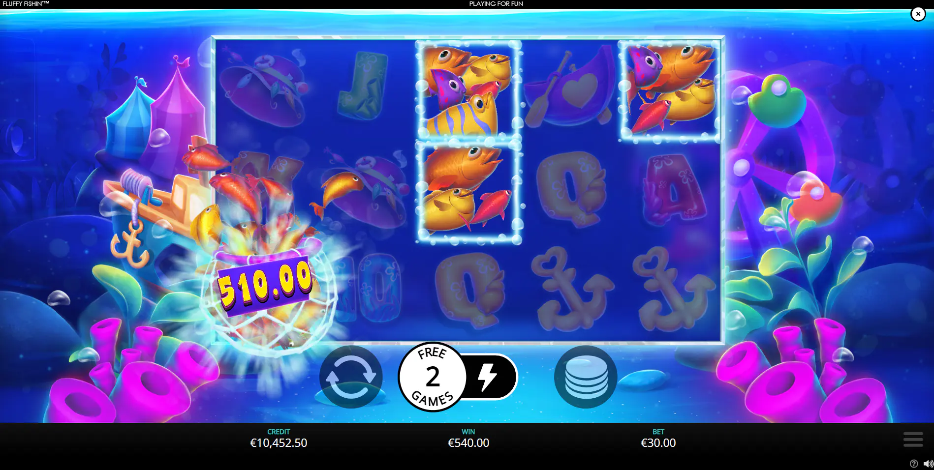 A purple Net symbol collecting cash values from multiple fish symbols during the Fluffy Fishin' Free Games feature.